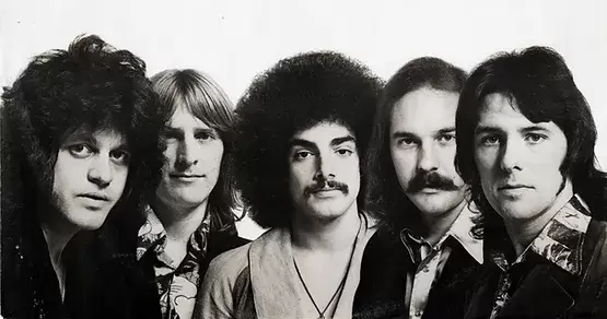 Cartula del lbum debut de Journey, 1975