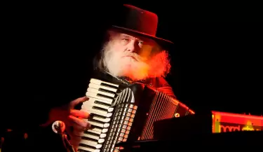 Garth Hudson en East Rutherford, Nueva Jersey, en 2012.