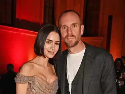 Lily Collins se convierte en madre