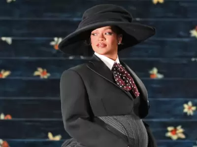 Rihanna deslumbra en la Met Gala 2025 y revela su tercer embarazo con un look icnico