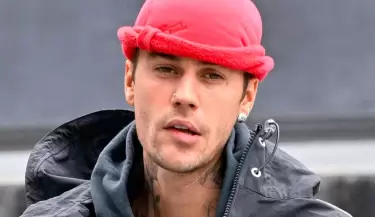 Justin Bieber se confiesa con reflexivos mensajes en redes