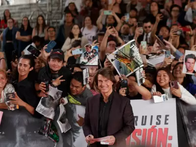 Tom Cruise lleg a Mxico para el avant premier de 'Misin Imposible: Sentencia Final'