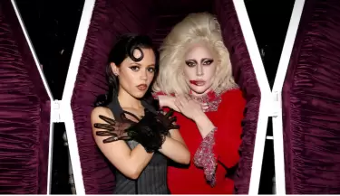 Lady Gaga y Jenna Ortega sorprenden en TUDUM 2025 con una fusin de msica y oscuridad