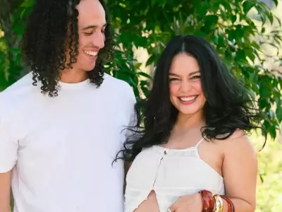 Vanessa Hudgens anuncia que est embarazada nuevamente con tierna foto