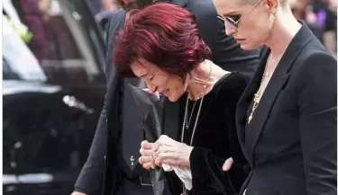 El ltimo adis a Ozzy Osbourne: una multitudinaria despedida en su natal Birmingham