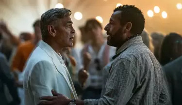 Llega el primer triler de 'Jay Kelly' con Adam Sandler y George Clooney.