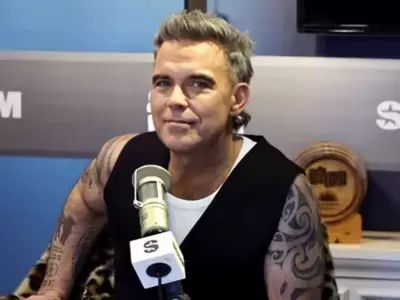 Robbie Williams revel que padece sndrome de Tourette.