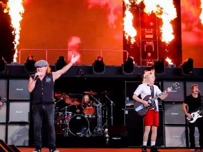 Show de AC/DC activ detectores ssmicos