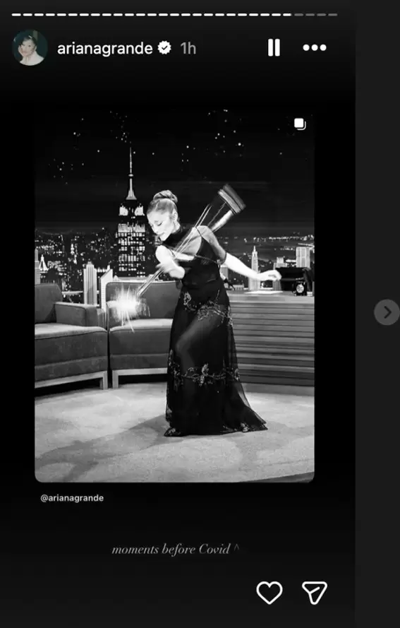 Ariana Granda confiesa que tiene COVID.