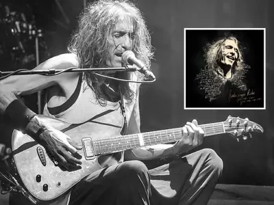 Fallece Robe Iniesta, ex lder de Extremoduro, a los 63 aos