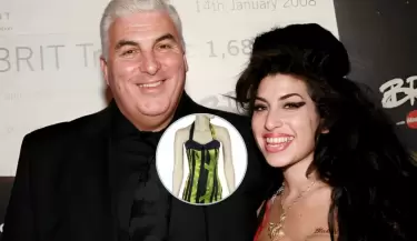 Mitch Winehouse acusa a dos ntimas de Amy de subastar sus pertenencias sin permiso.