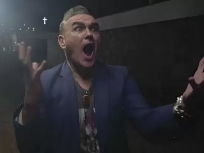 Morrissey anuncia su primer �lbum en seis a�os y adelanta el tema central Make-Up Is A Lie.