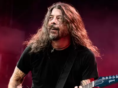 Dave Grohl revela que ha llevado una intensa terapia tras admitir infidelidad