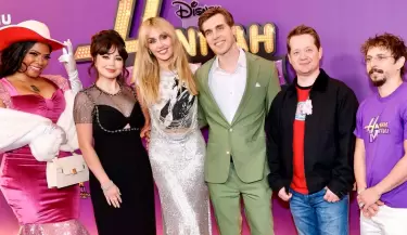 Elenco de Hannah Montana se re�ne por el especial del 20� aniversario