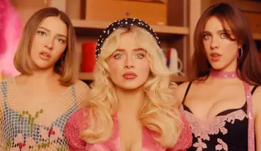 Sabrina Carpenter causa revuelo con su videoclip de  "House Tour".