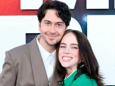 Billie Eilish y Nat Wolff hicieron su debut como pareja.