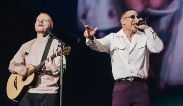 Ed Sheeran sorprendi� al cantar en espa�ol junto a Daddy Yankee